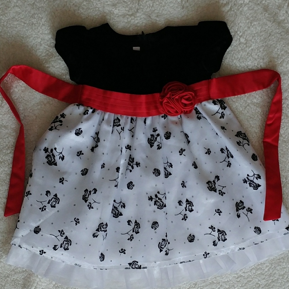 Adorable Bonnie Baby Dress